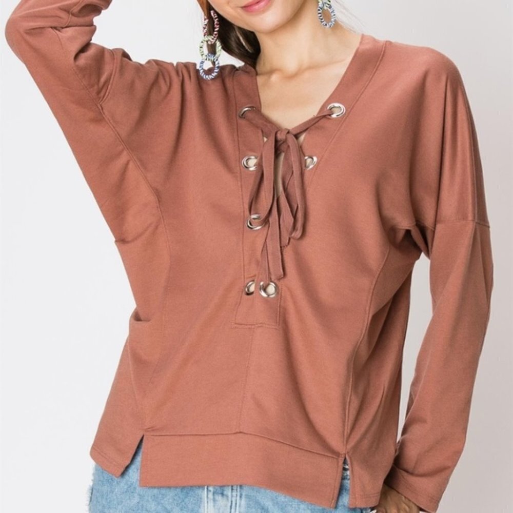 CASUAL LACE UP TOP